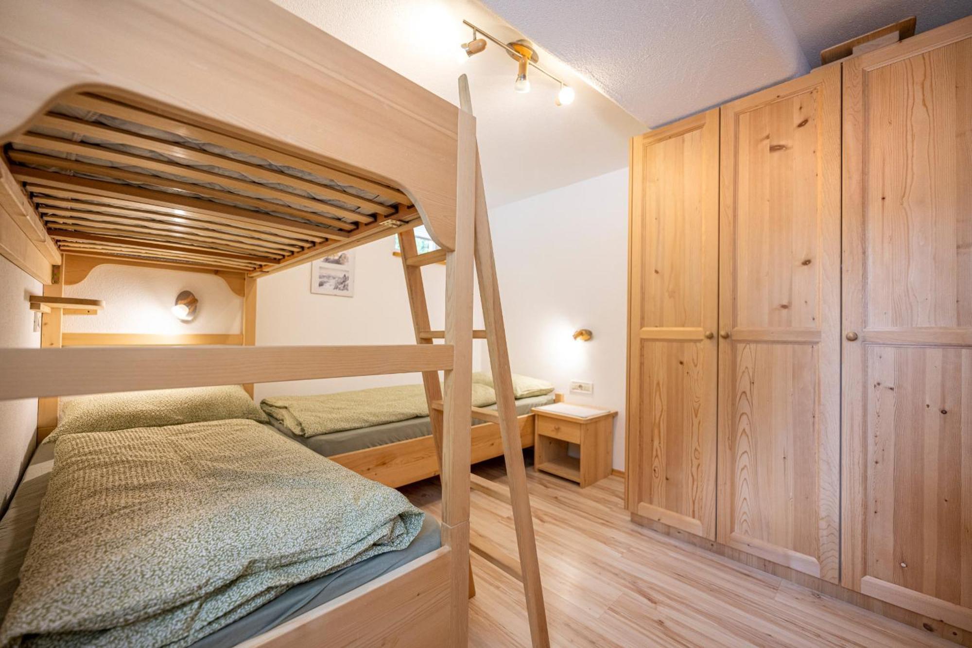 אורטיסיי Apartments Smidl מראה חיצוני תמונה