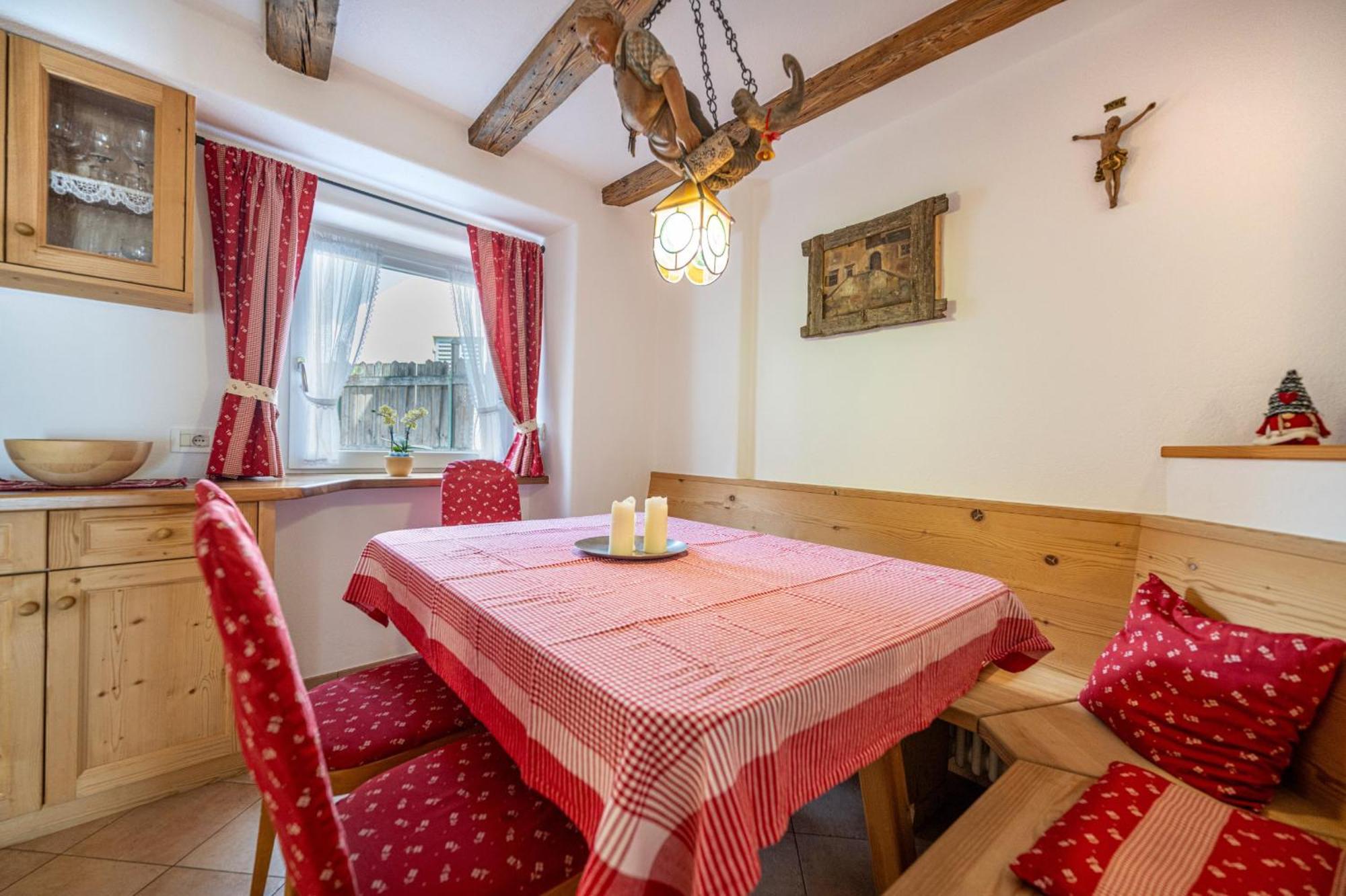 אורטיסיי Apartments Smidl מראה חיצוני תמונה