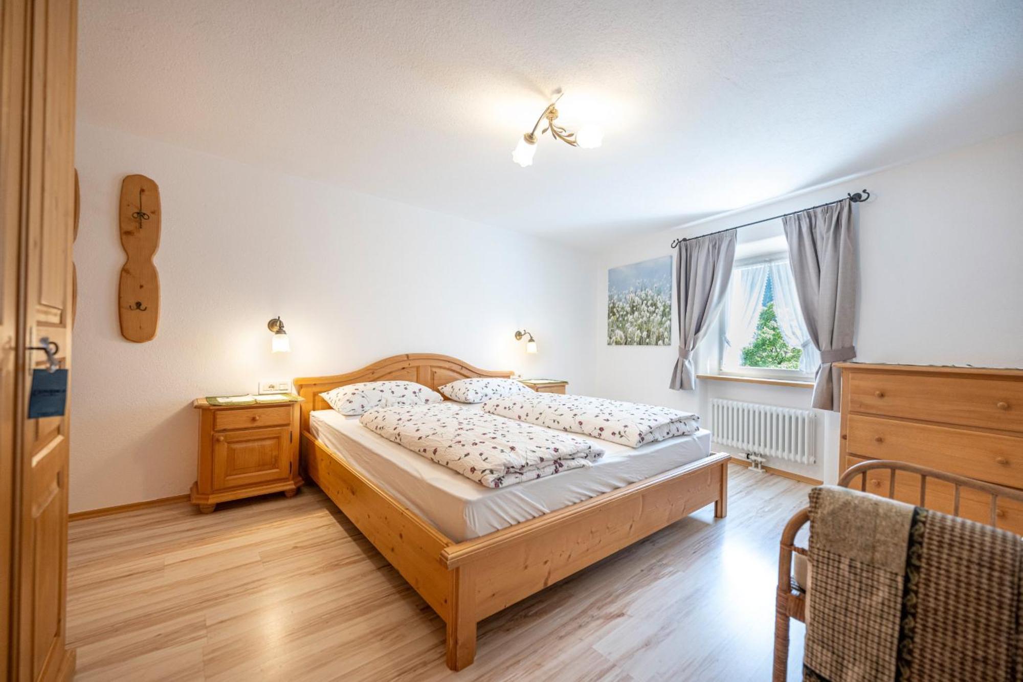 אורטיסיי Apartments Smidl מראה חיצוני תמונה